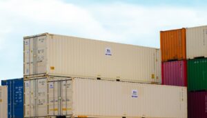Buying or Renting a Shipping Container: What’s Right for You?